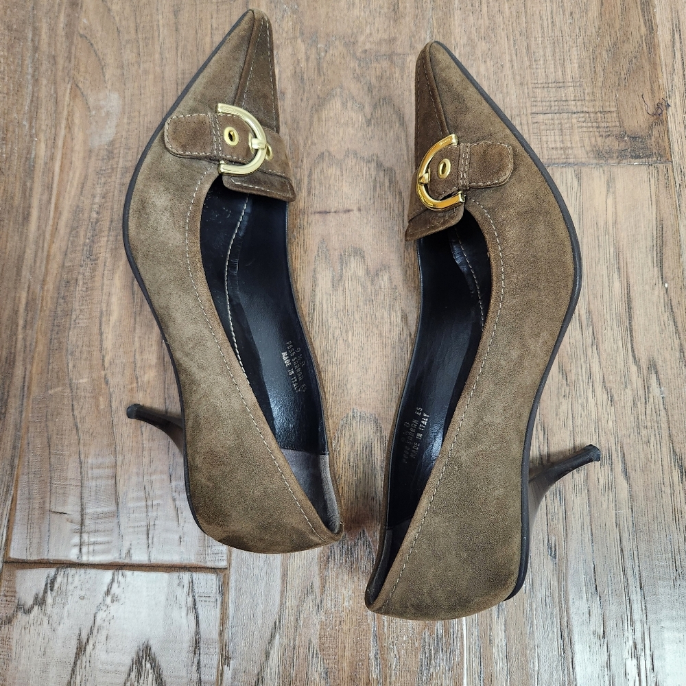 COACH "Sarrah" Pointed Toe Heeled Loafer - Picture 4 of 13